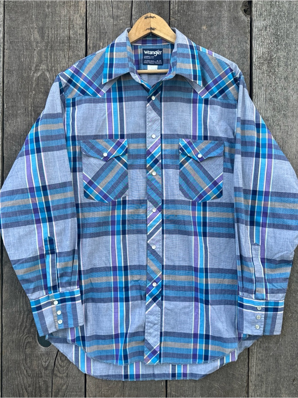 Wrangler Western Cowboy Cut Pearl Snap Blue and Purple Plaid Button Up 16-34